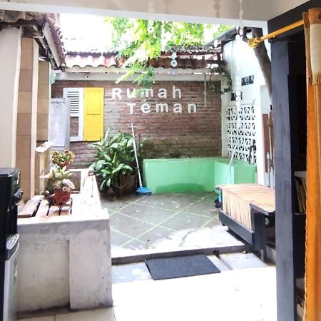 Rumah Teman Hostel เซอมารัง ภายนอก รูปภาพ
